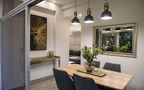 Skin Suites-Luxury Living