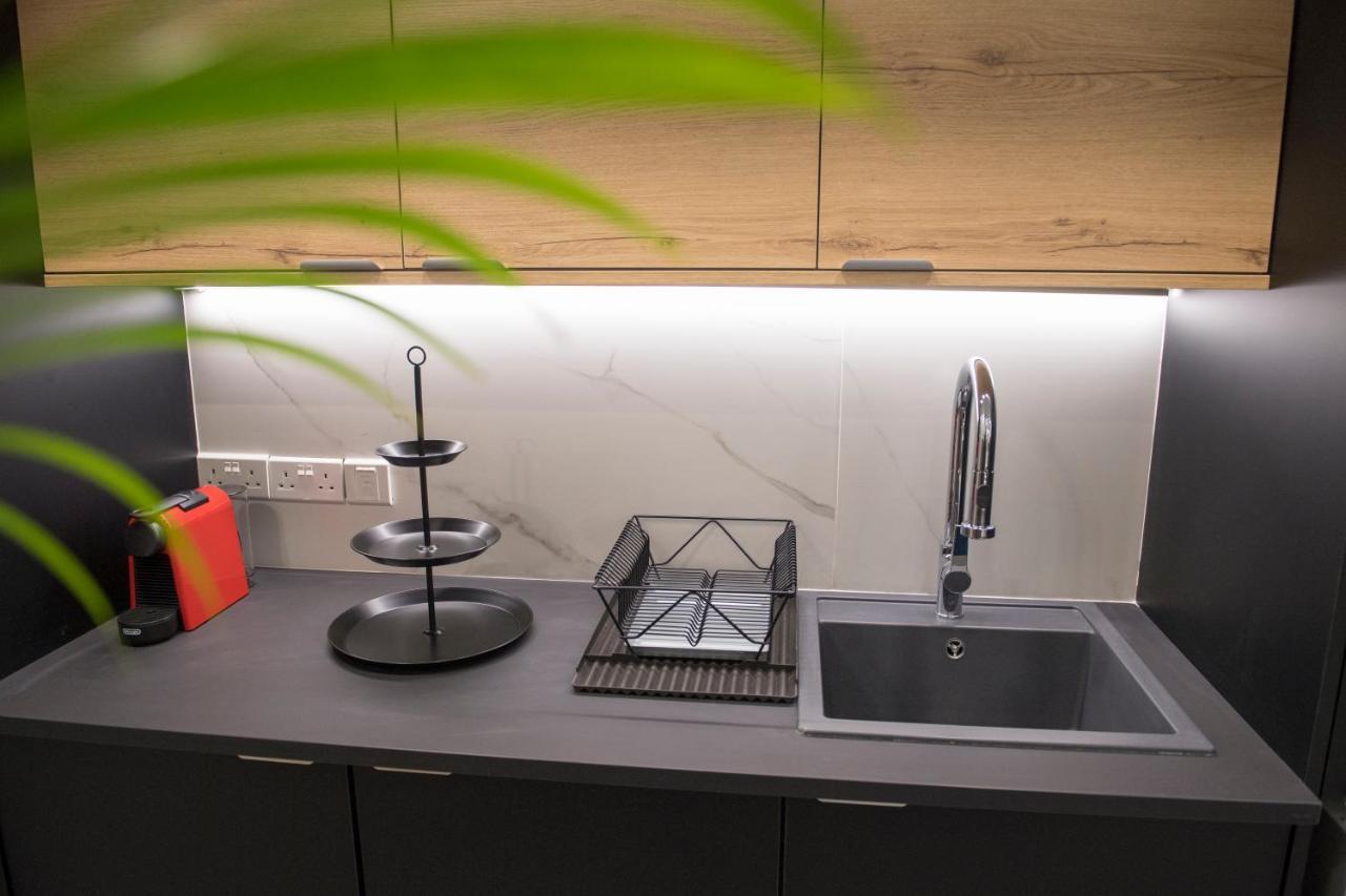 Skin Suites-Luxury Living Nicosia Buitenkant foto
