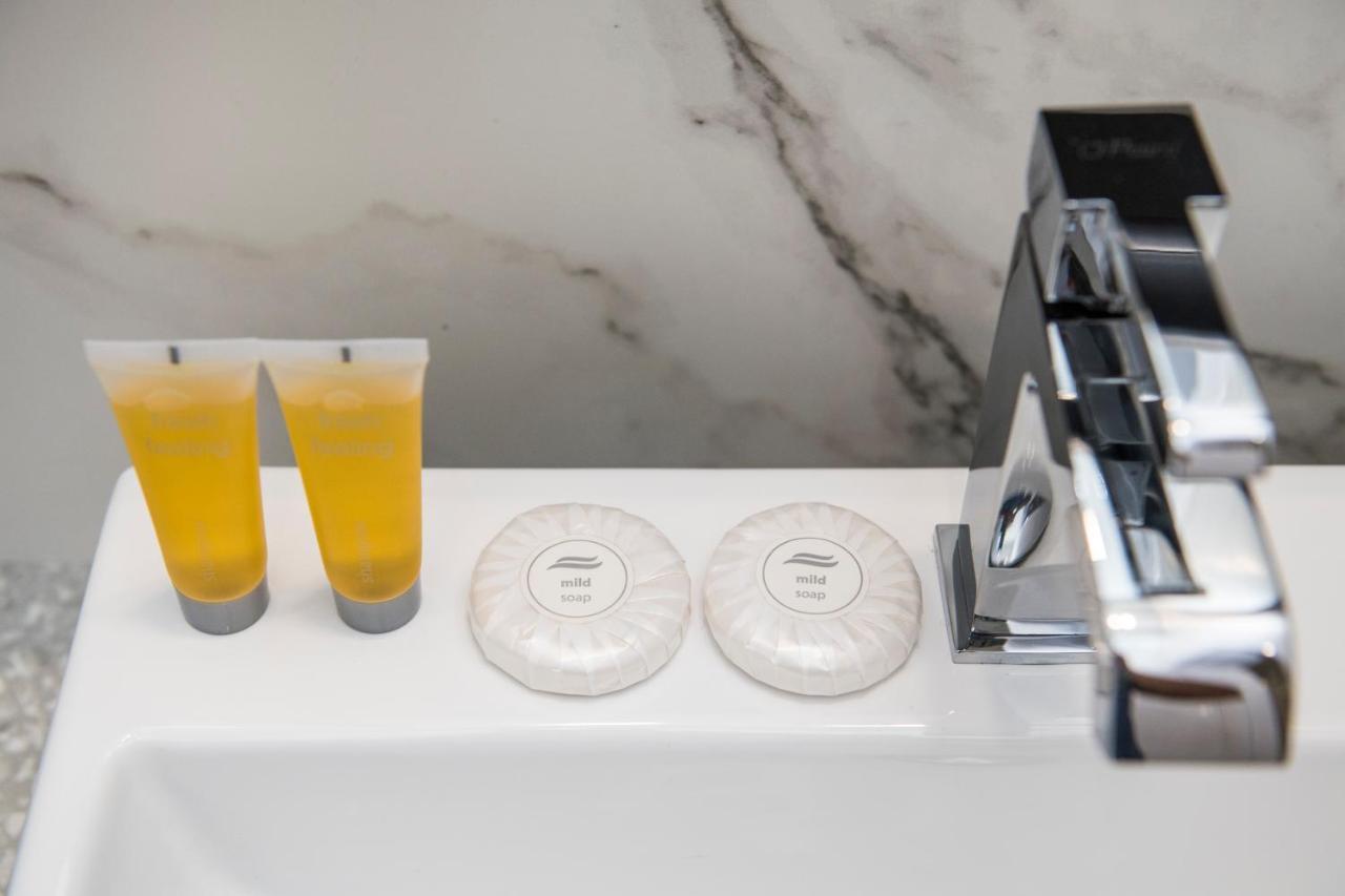 Skin Suites-Luxury Living Nicosia Buitenkant foto